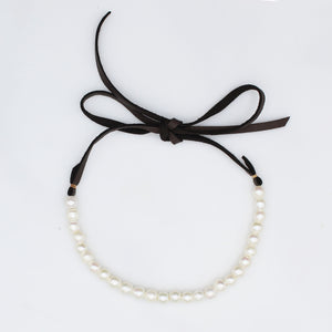 Classic Pearl Choker