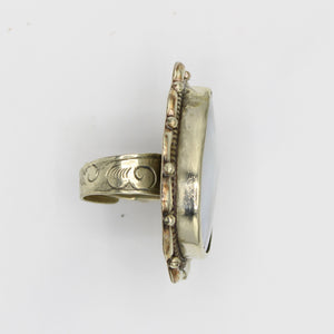 Vintage Tibetan Mother of Pearl Ring
