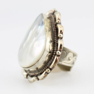 Vintage Tibetan Mother of Pearl Ring